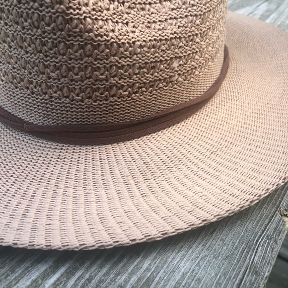 Panama Hat - Picture 4 of 7